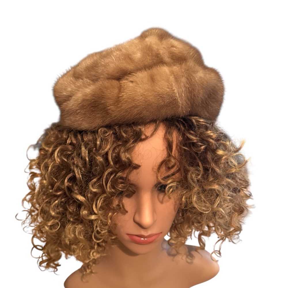 Luxurious Vintage 1960s Blond Mink Tan Fur Hat Women Simpsons